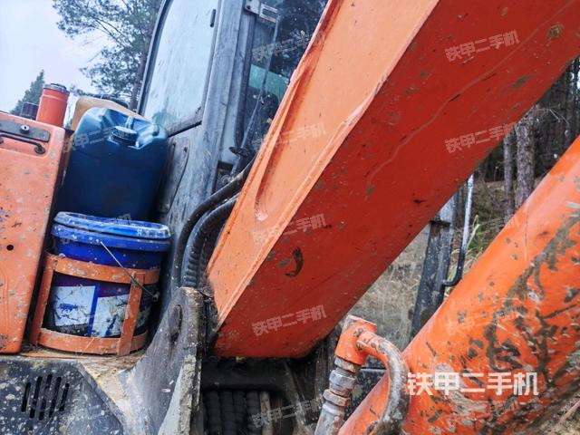 大臂根部?斜(工作和回轉裝置) 大臂根部?斜(工作和回轉裝置)