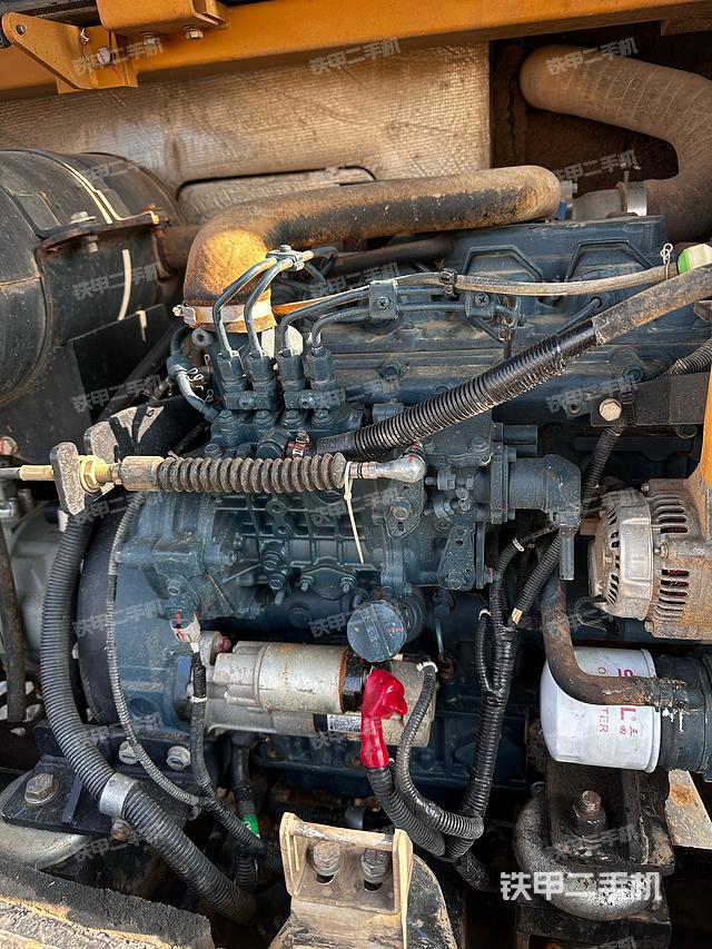 發(fā)動機整體俯視（整機外觀）