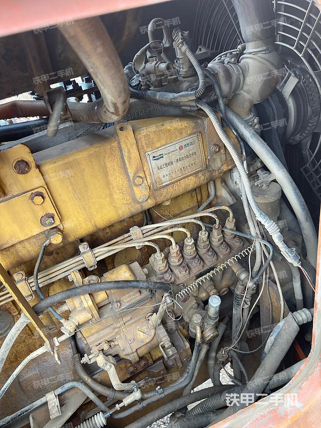 發(fā)動機左側(整機外觀及大件) 發(fā)動機左側(整機外觀及大件)