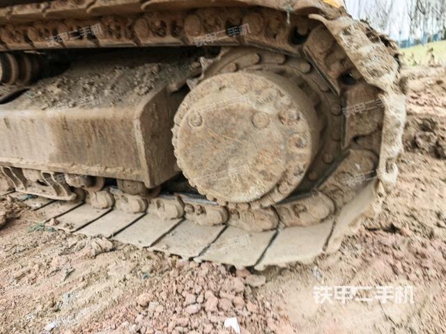 右側(cè)履帶整體（行走機(jī)構(gòu)）