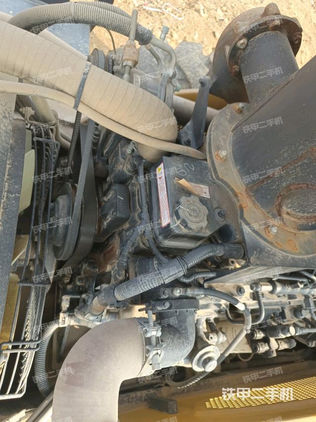 風(fēng)扇及皮帶（壓路機(jī)發(fā)動(dòng)機(jī)艙）