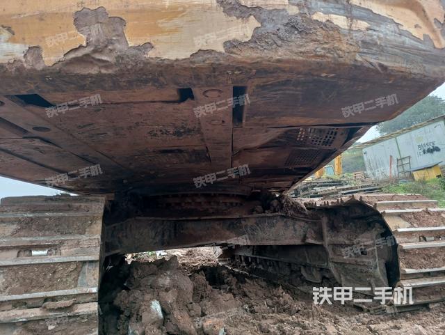 右側(cè)行走馬達(dá)蓋板（行走機(jī)構(gòu)）