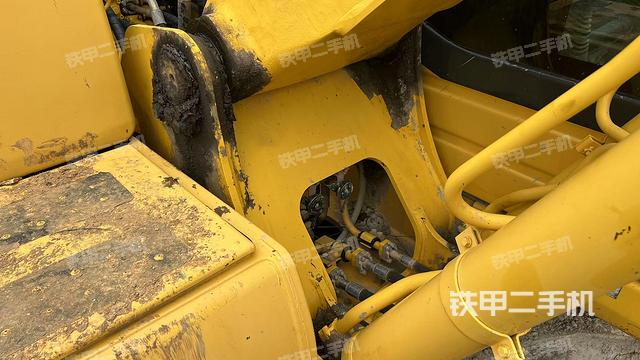 大臂根部?斜視（工作和回轉(zhuǎn)裝置）