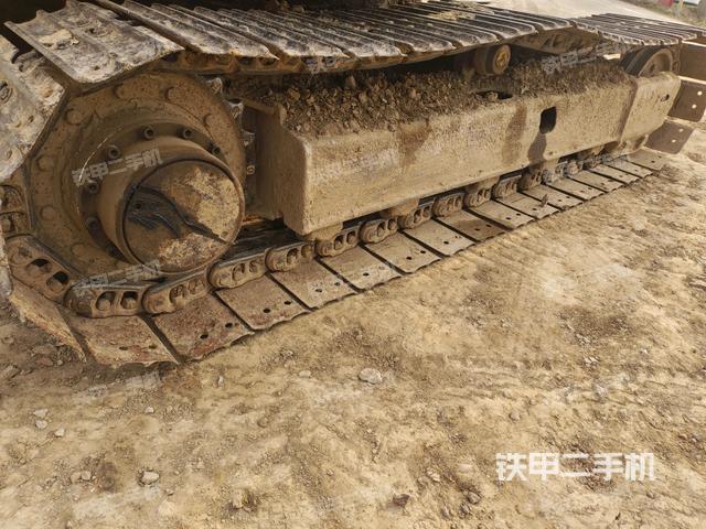 左側(cè)履帶整體?（行走機(jī)構(gòu)）