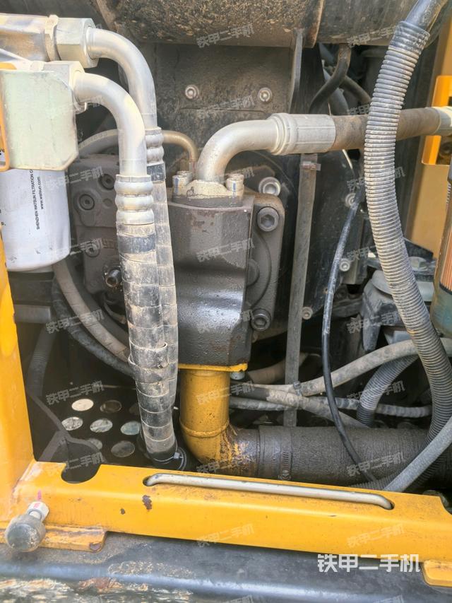 液壓泵室（大件艙室）