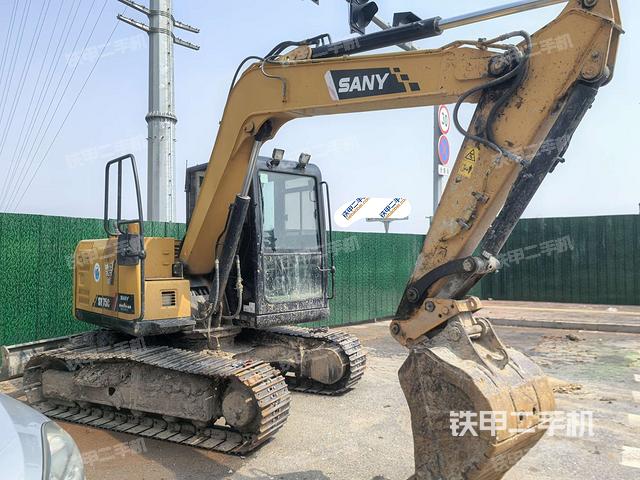 鏟斗右后整體（工作和回轉(zhuǎn)裝置）