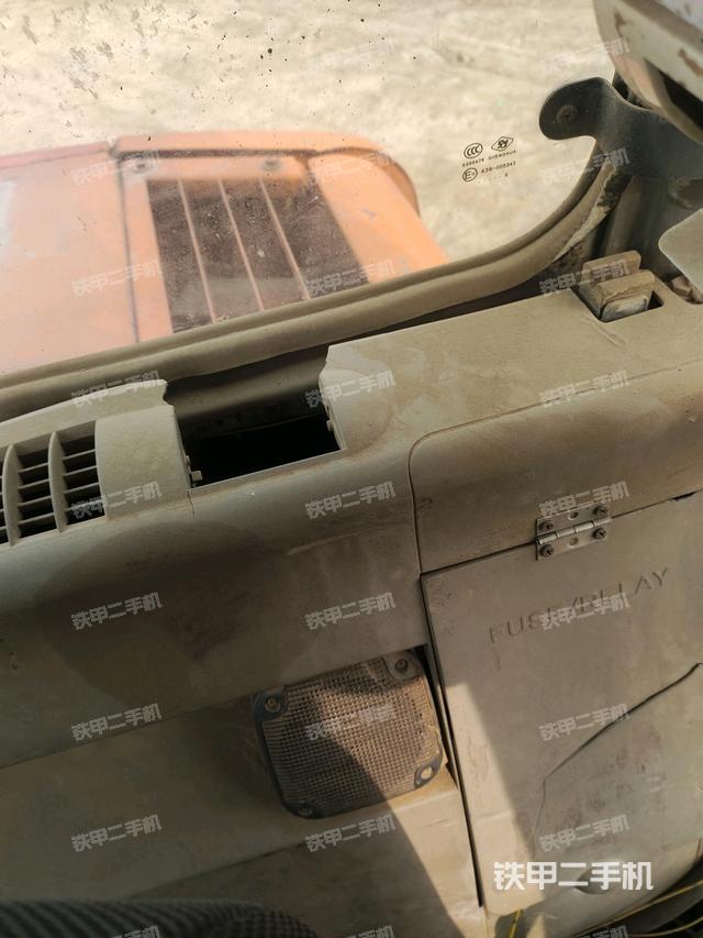 后窗玻璃角標(biāo)（駕駛室部分）