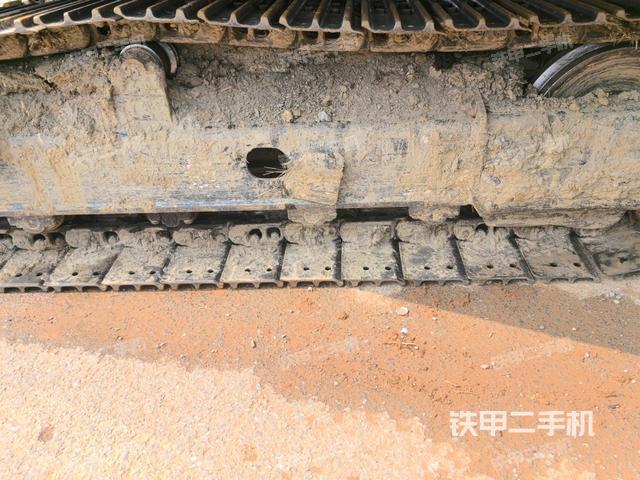 左側(cè)行走馬達(dá)蓋板（行走機(jī)構(gòu)）