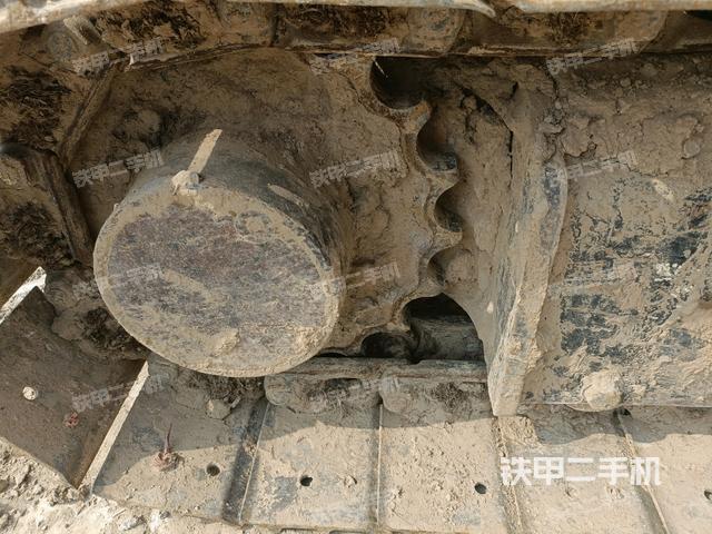 右驅(qū)動(dòng)輪（行走機(jī)構(gòu)）