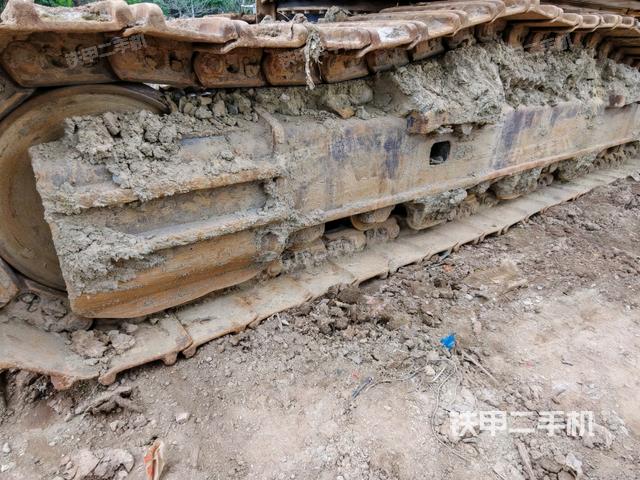 單側(cè)履帶整體（整機(jī)外觀）