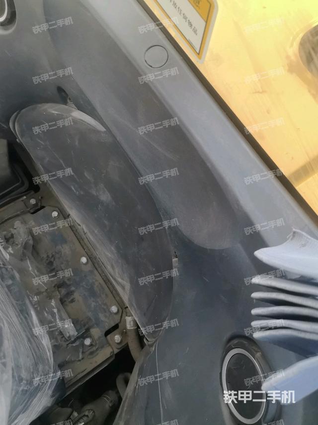 座椅后部（駕駛室部分）