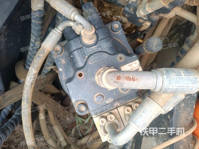 回轉(zhuǎn)馬達(dá)（上車(chē)部件）