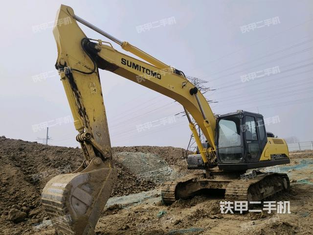 左后45(整機(jī)外觀) 左后45(整機(jī)外觀)