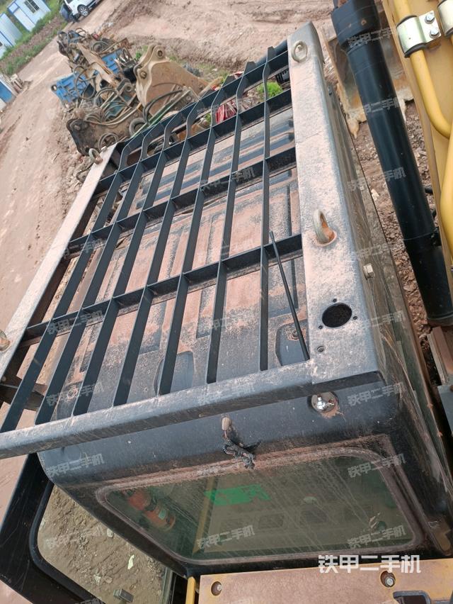 駕駛室頂部俯視（上車部件）