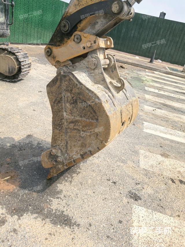 鏟斗45度（工作和回轉(zhuǎn)裝置）