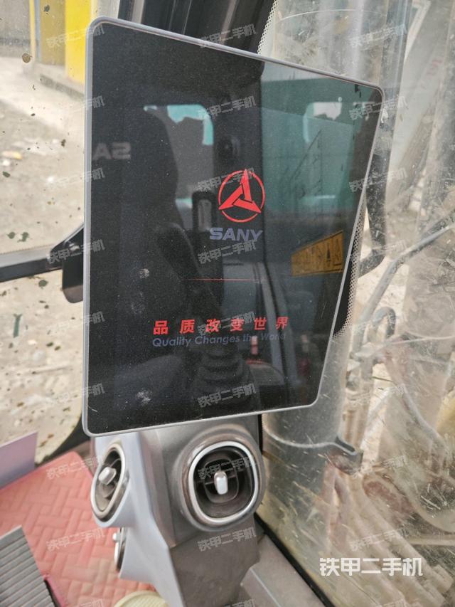 顯示屏?(駕駛室部分) 顯示屏?(駕駛室部分)