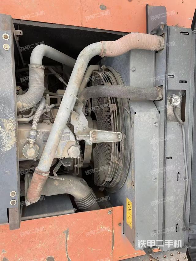 發(fā)動(dòng)機(jī)整體俯視（整機(jī)外觀）