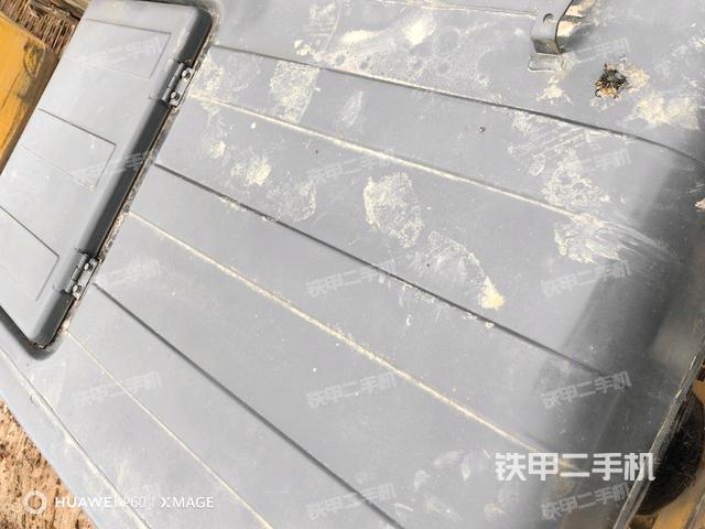 駕駛室頂部（整機(jī)外觀）