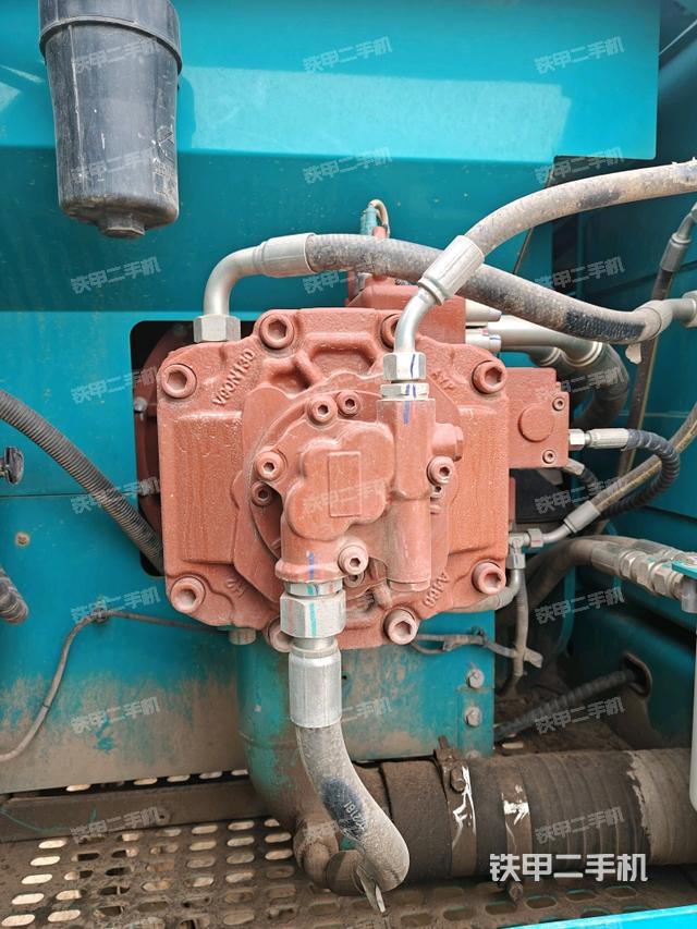 液壓泵室（大件艙室）