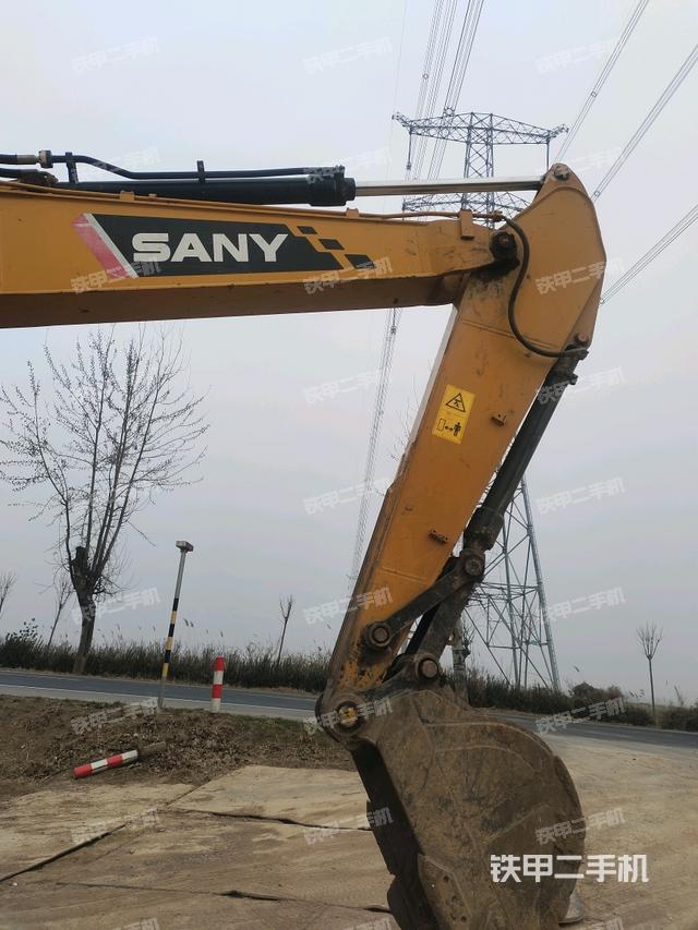 大臂整體?右側(cè)（工作和回轉(zhuǎn)裝置）