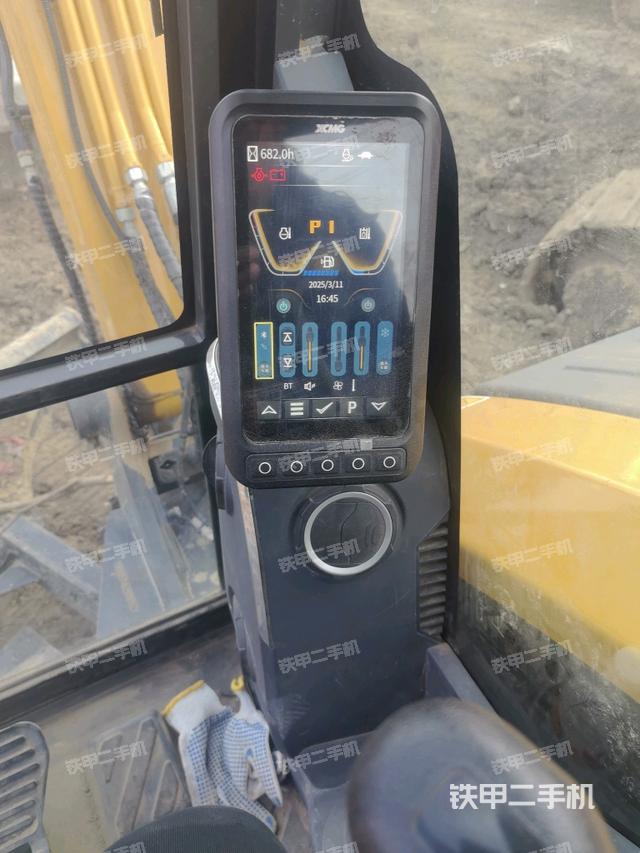 顯示屏?（駕駛室部分）