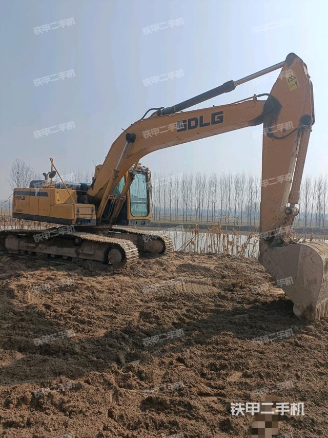 整機(jī)右后45°（整機(jī)外觀）