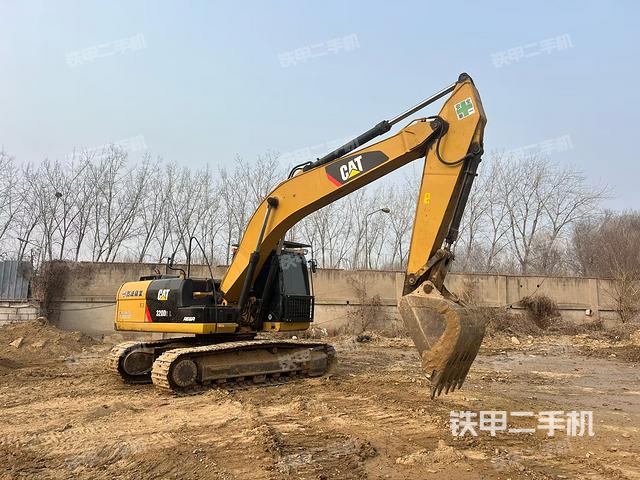 卡特彼勒320D2L液壓挖掘機