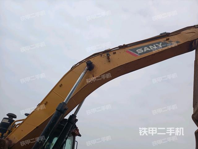 大臂整體?右側(cè)（工作和回轉(zhuǎn)裝置）