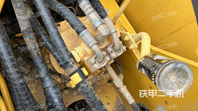 回轉(zhuǎn)馬達(dá)（上車(chē)部件）