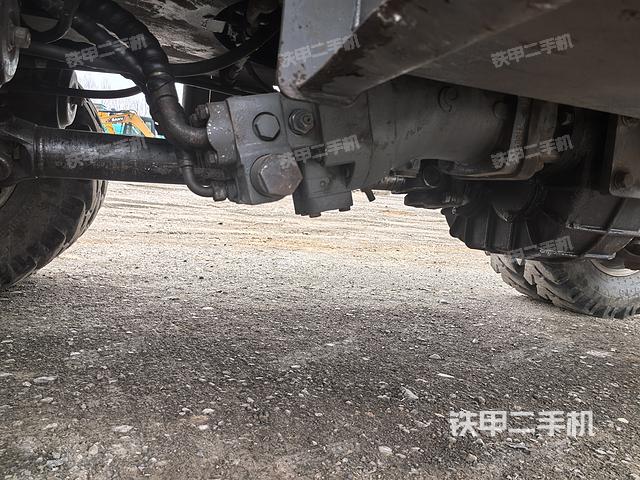 单侧履带整体（整机外观）