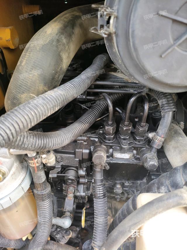 發(fā)動(dòng)機(jī)室(上車部件) 發(fā)動(dòng)機(jī)室(上車部件)