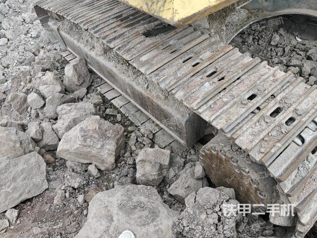 左側(cè)履帶整體?（行走機構(gòu)）