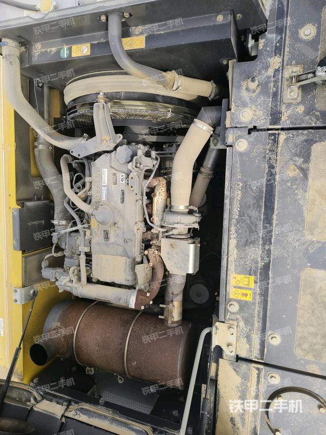 發(fā)動(dòng)機(jī)室(上車部件) 發(fā)動(dòng)機(jī)室(上車部件)