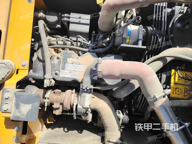 發(fā)動機整體俯視（整機外觀）