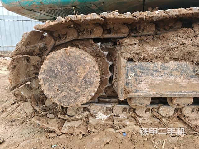 左導(dǎo)向輪（行走機(jī)構(gòu)）