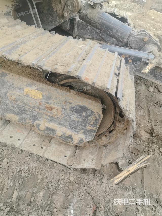 右導(dǎo)向輪（行走機(jī)構(gòu)）