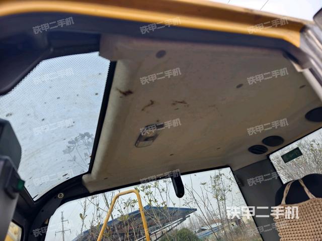 頂棚整體（駕駛室部分）