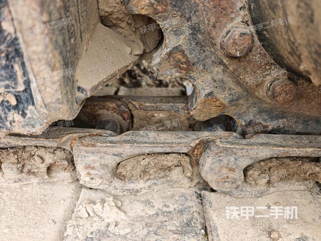 右側(cè)行走馬達(dá)蓋板（行走機(jī)構(gòu)）