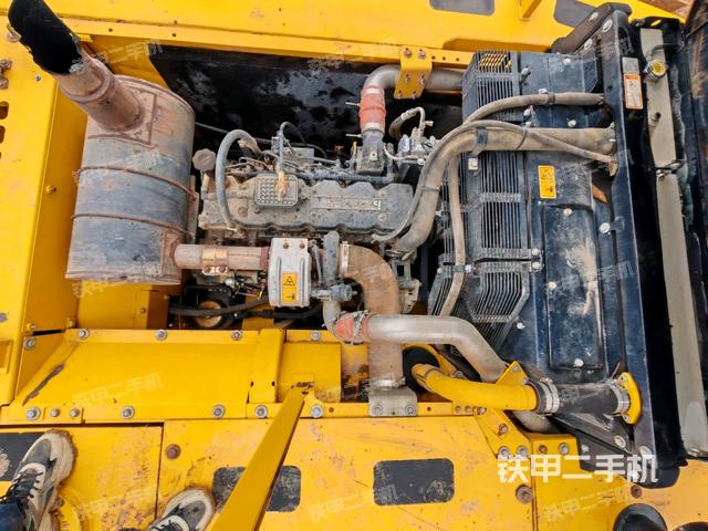 發(fā)動(dòng)機(jī)整體俯視（整機(jī)外觀）