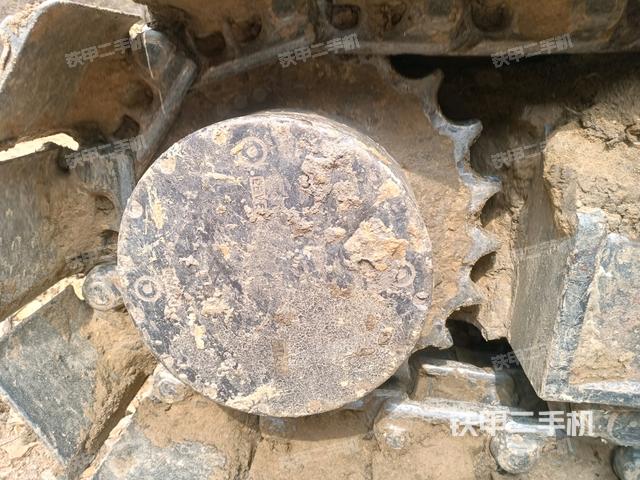 右驅(qū)動(dòng)輪（行走機(jī)構(gòu)）