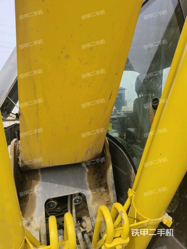 大臂整體?右側(cè)(工作和回轉(zhuǎn)裝置) 大臂整體?右側(cè)(工作和回轉(zhuǎn)裝置)