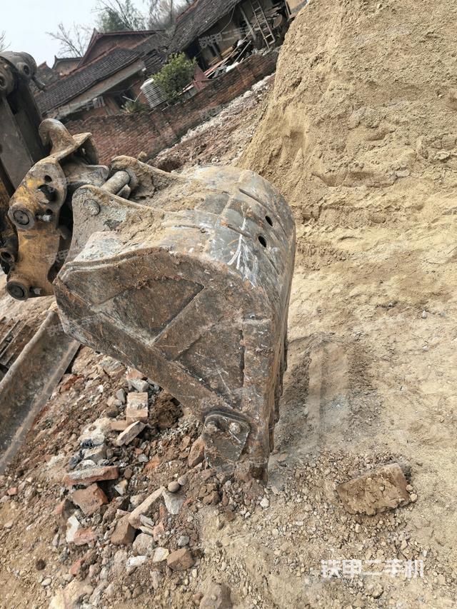 鏟斗45度（工作和回轉(zhuǎn)裝置）