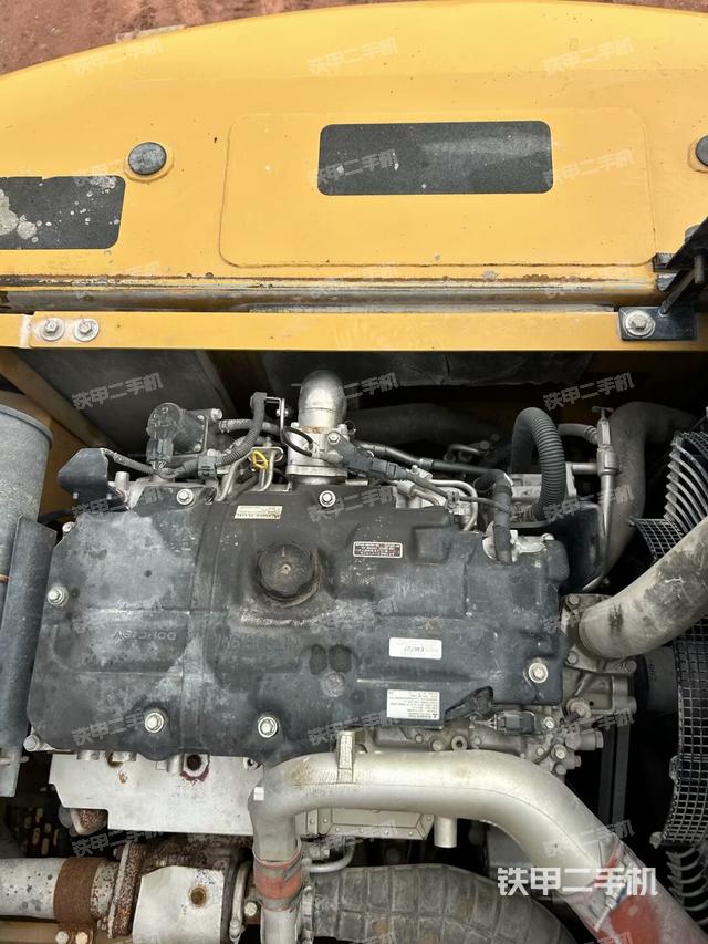 發(fā)動機(jī)室（上車部件）