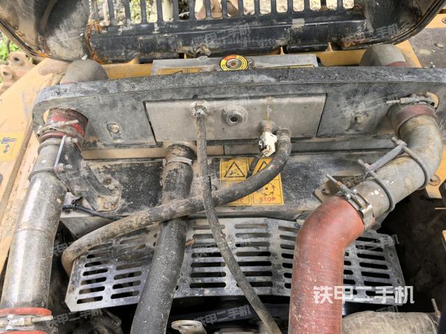 水箱+風(fēng)扇特寫(xiě)(上車部件) 水箱+風(fēng)扇特寫(xiě)(上車部件)
