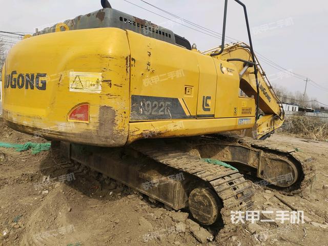 右后45(整機(jī)外觀) 右后45(整機(jī)外觀)