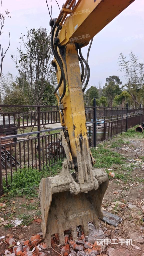 小臂整體左后（工作和回轉(zhuǎn)裝置）