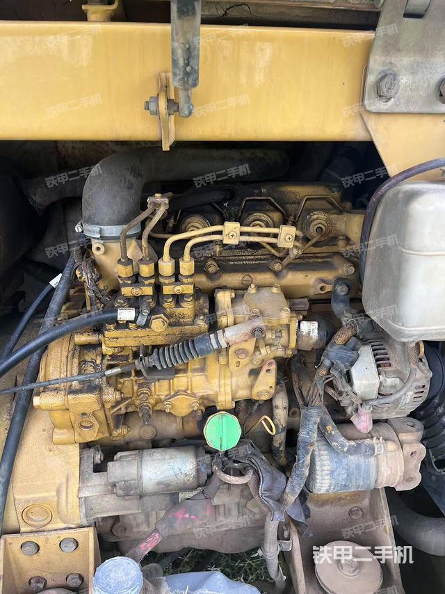 发动机整体俯视（整机外观）