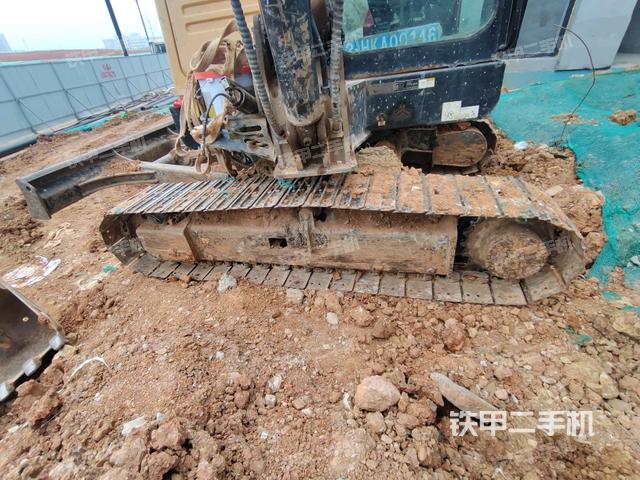 左側(cè)履帶整體?（行走機構）