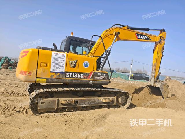 整機右后45°（整機外觀）