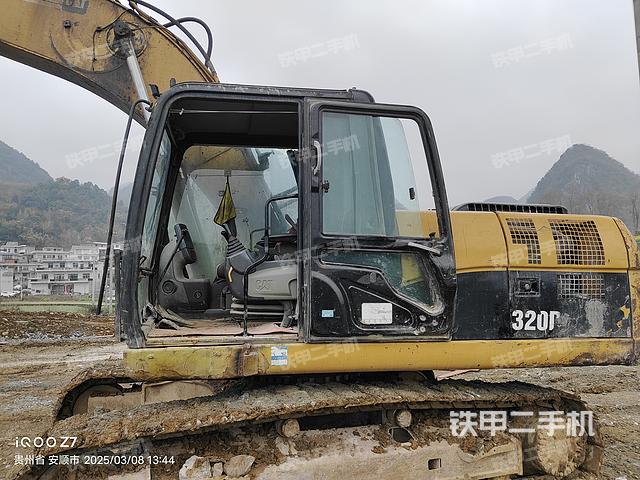 駕駛室整體(整機外觀) 駕駛室整體(整機外觀)